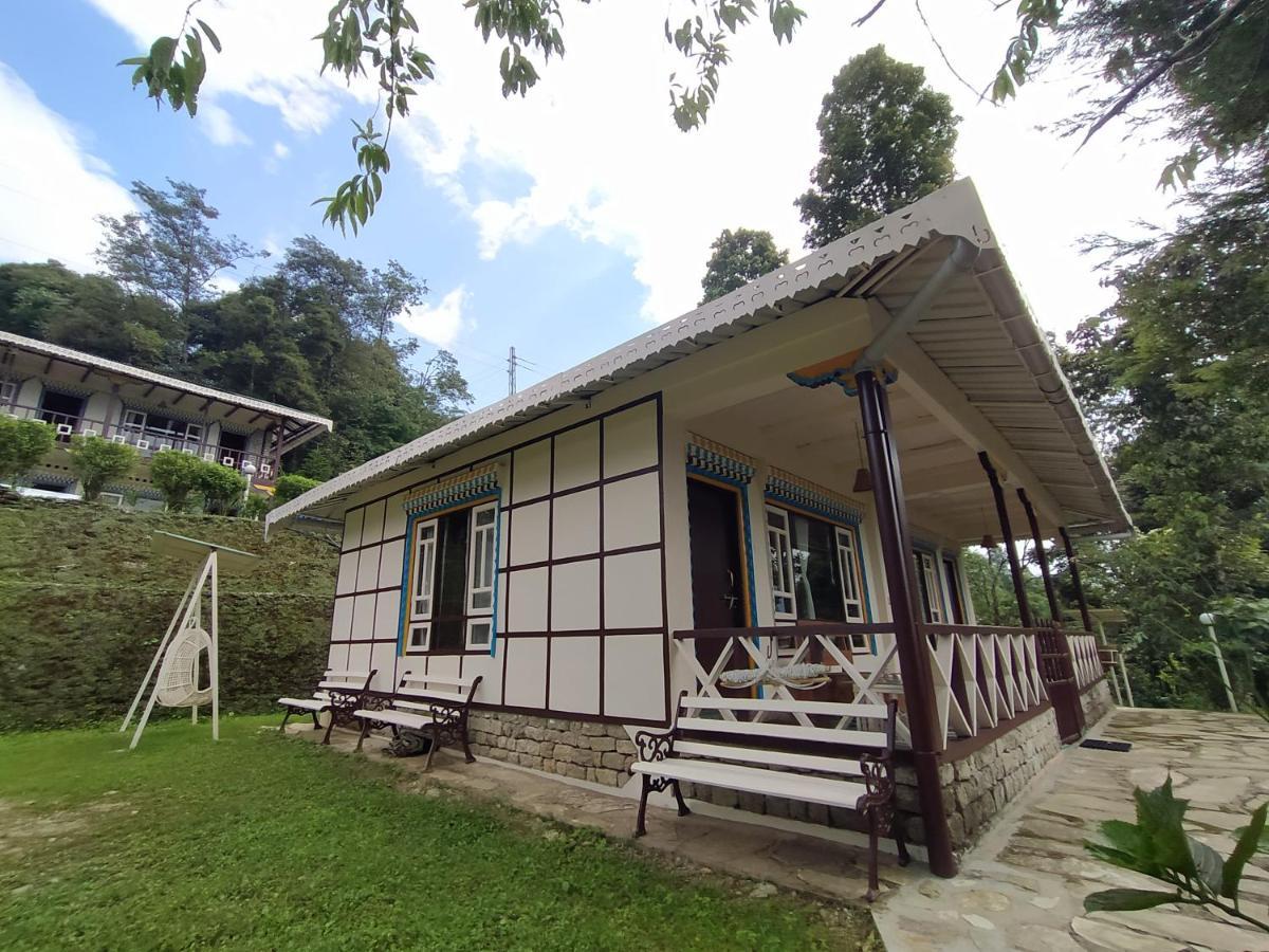 The Nettle And Fern Farmstay เปลลิง ภายนอก รูปภาพ