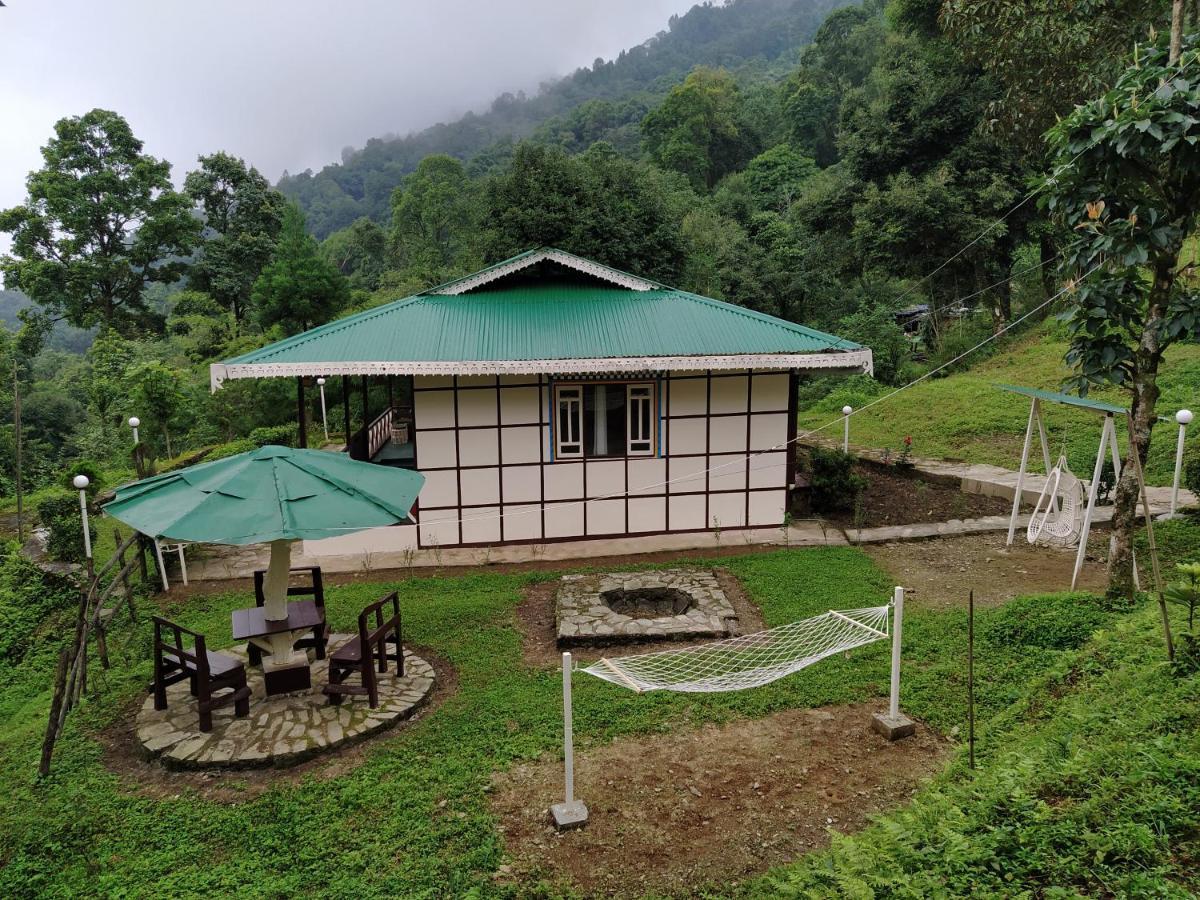The Nettle And Fern Farmstay เปลลิง ภายนอก รูปภาพ